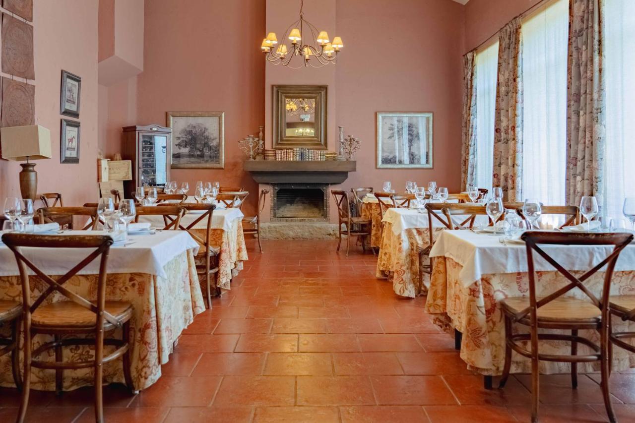 Posada Real Restaurante El Linar Del Zaire Burgohondo Exterior foto